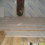 Insulating the floor in a bathhouse with foam plastic: pros and cons, installation features